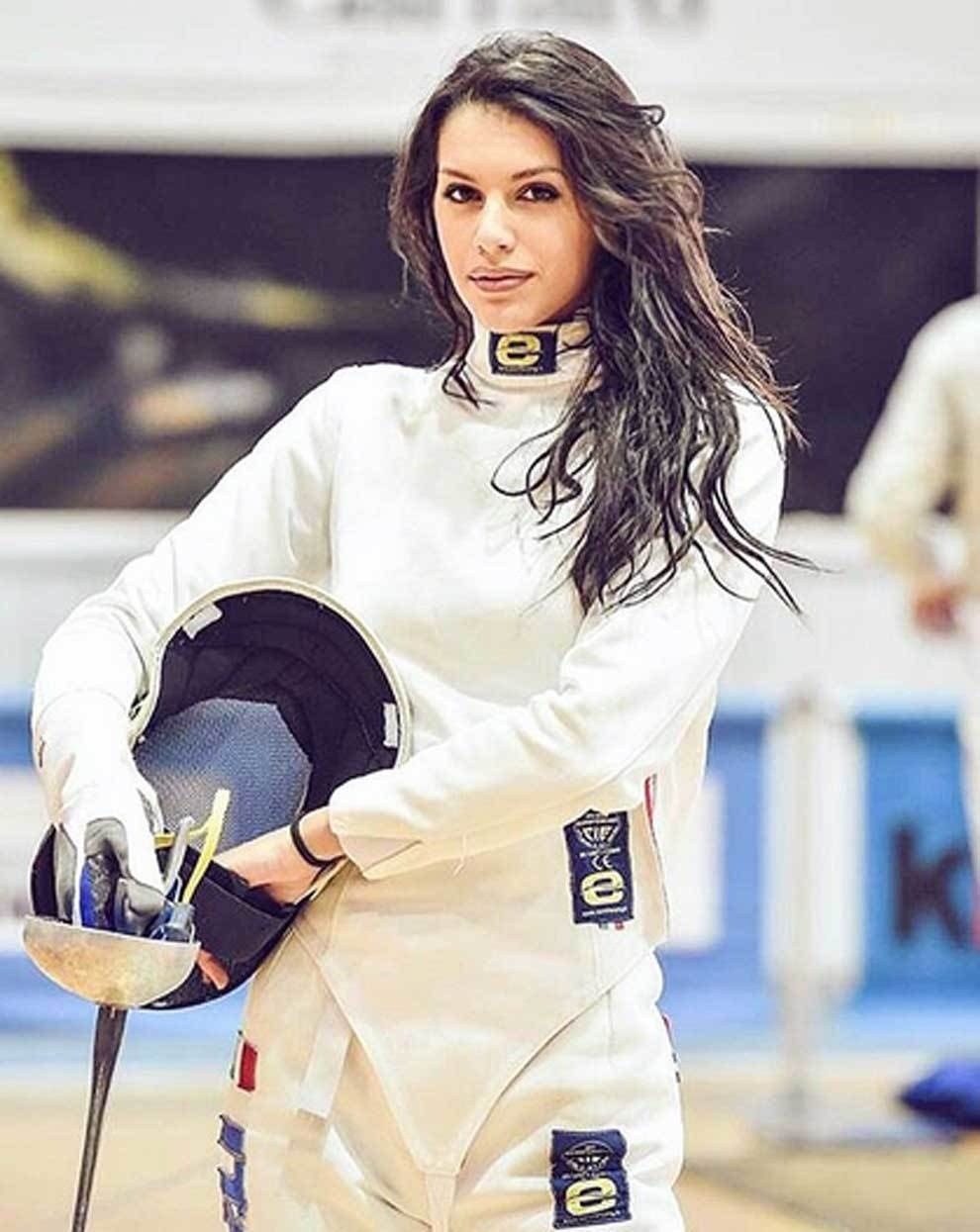 sieu mau dau kiem anh 4