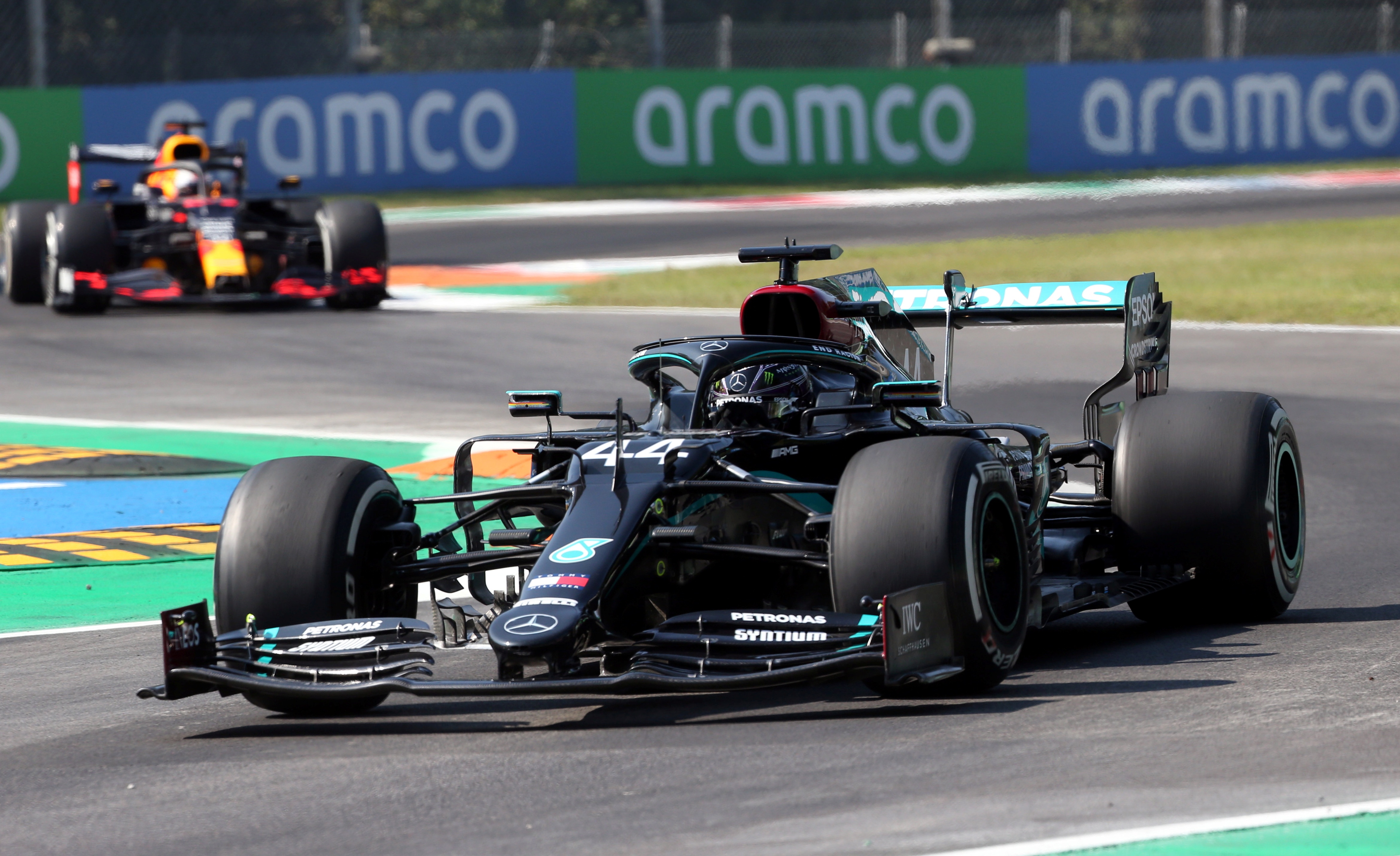 Hamilton gianh pole anh 1