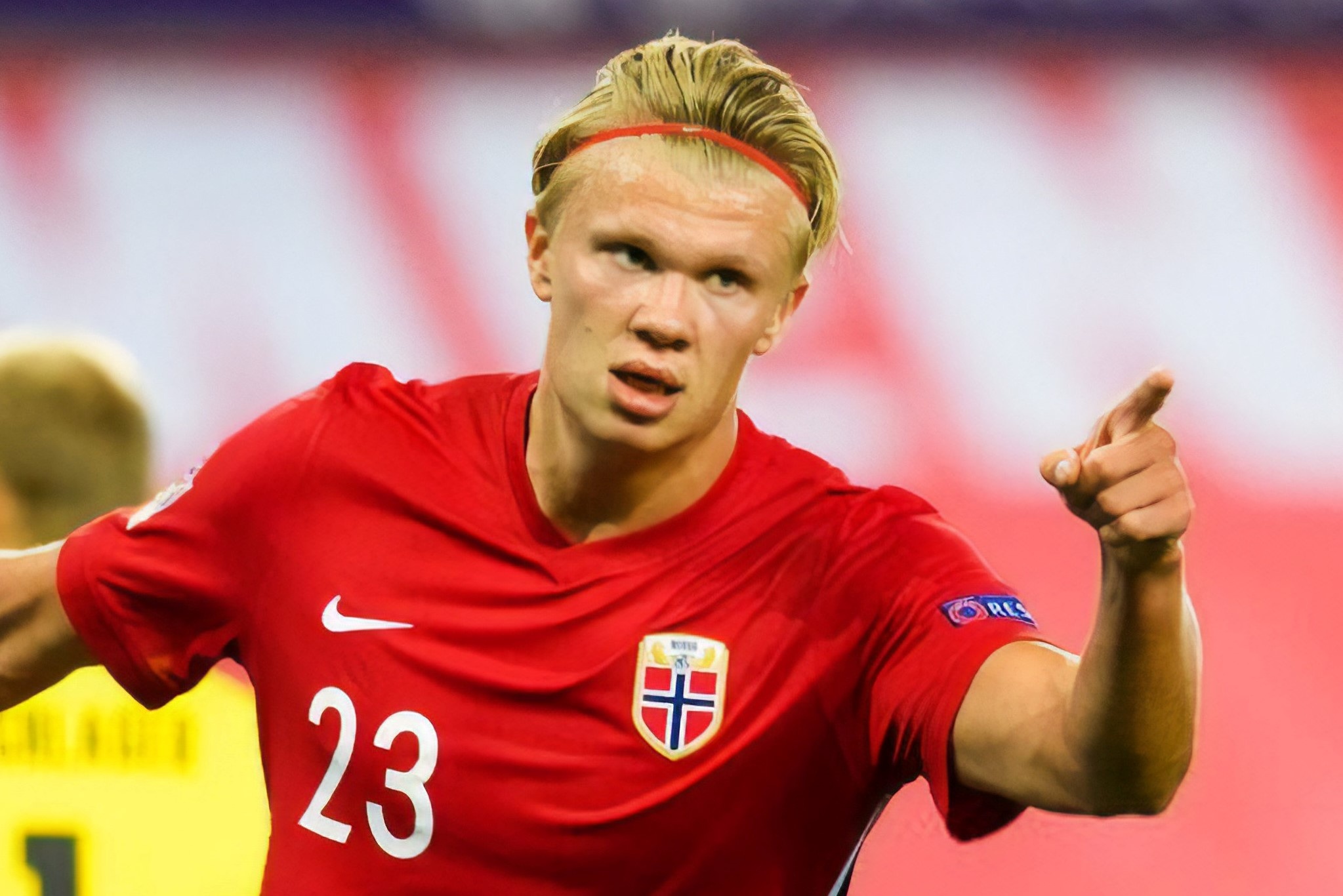 Haaland ghi ban dau tien cho doi tuyen Na Uy hinh anh