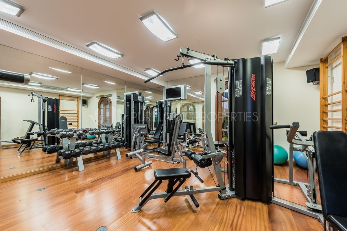 Djokovic sống giàu sang ảnh 6 Djokovic song giau sang anh 6