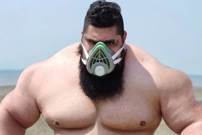 Vo si Iran kho tim doi thu hinh anh