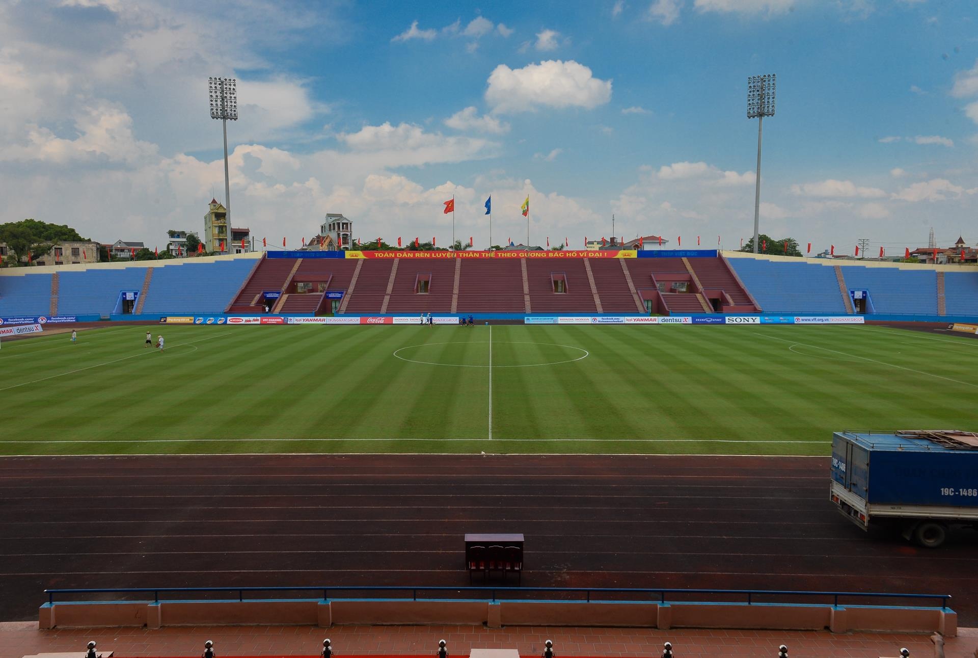 Phu Tho co the to chuc mon bong da nam o SEA Games 31 hinh anh