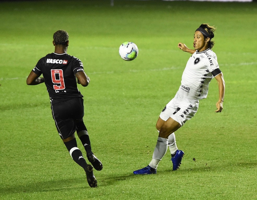 Keisuke Honda ghi diem anh 1