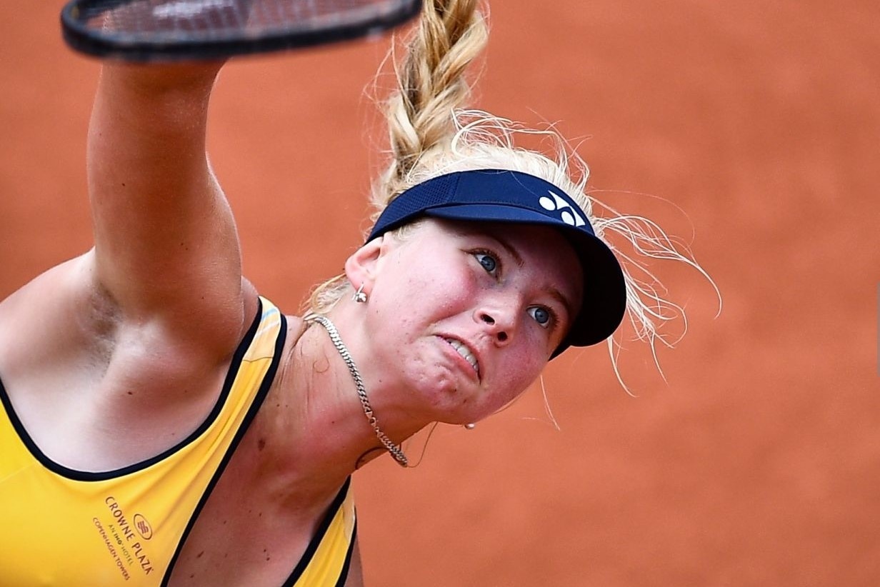 bat ngo quan vot anh 1