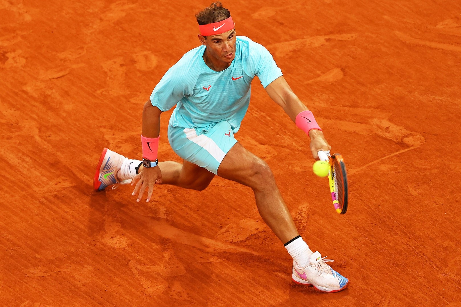 Nadal vao vong 2 Phap mo rong anh 1