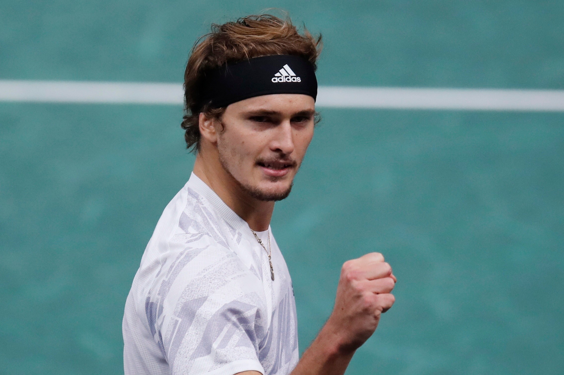 Zverev loai Nadal tai ban ket Paris Masters hinh anh