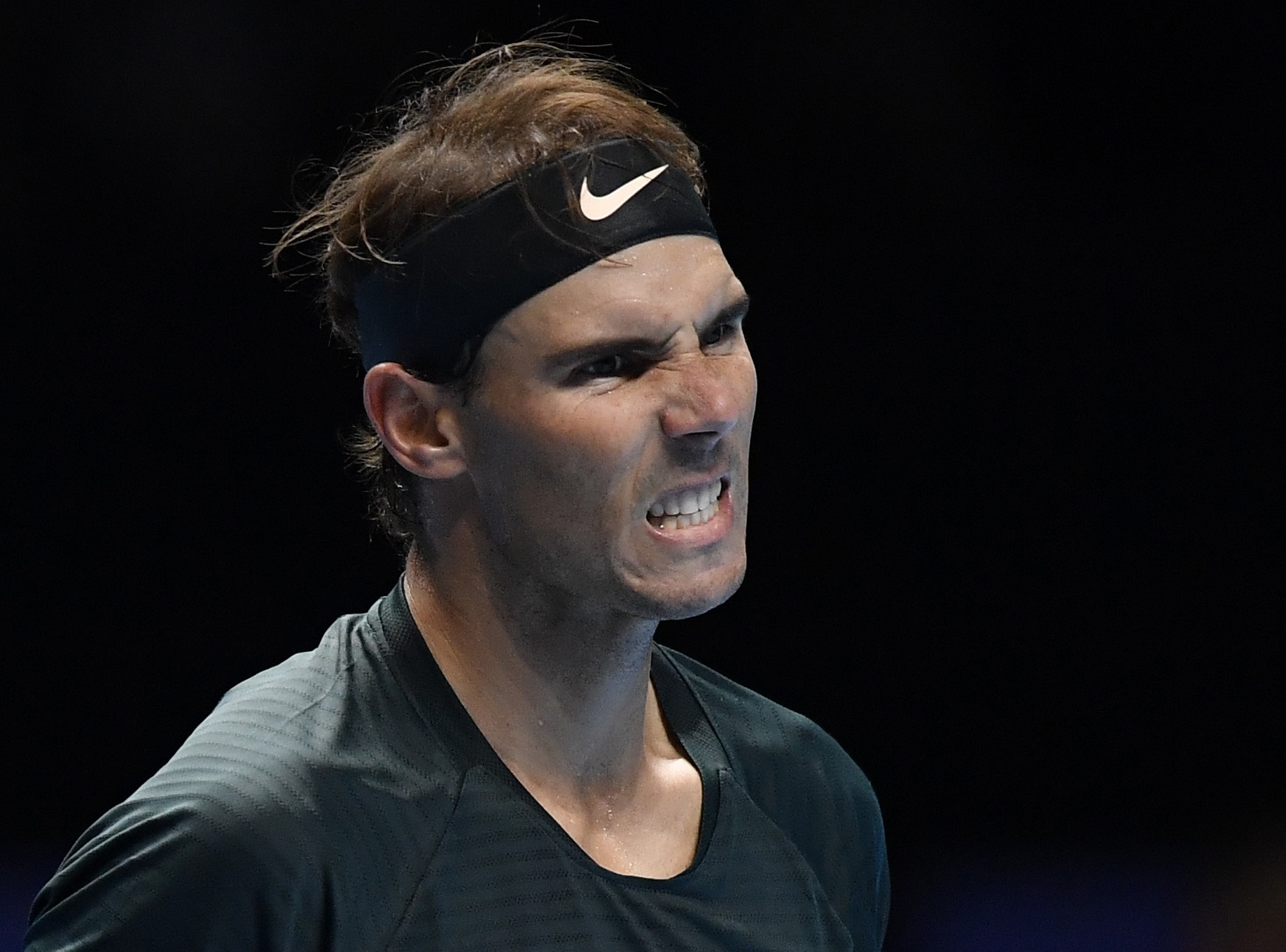 Nadal thang tran ra quan tai ATP Finals hinh anh