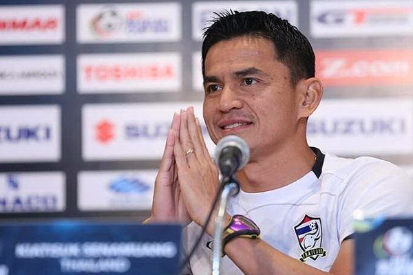 Nguoi ham mo hy vong Kiatisak giup HAGL vo dich V.League hinh anh