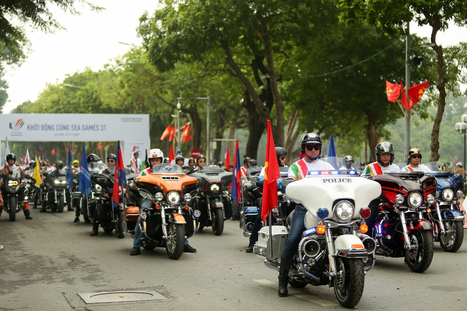 Dem nguoc SEA Games 31 anh 7