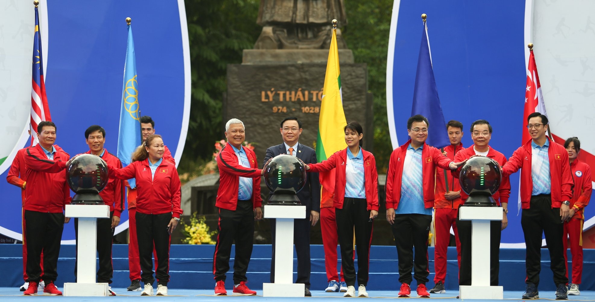 Dem nguoc SEA Games 31 anh 5