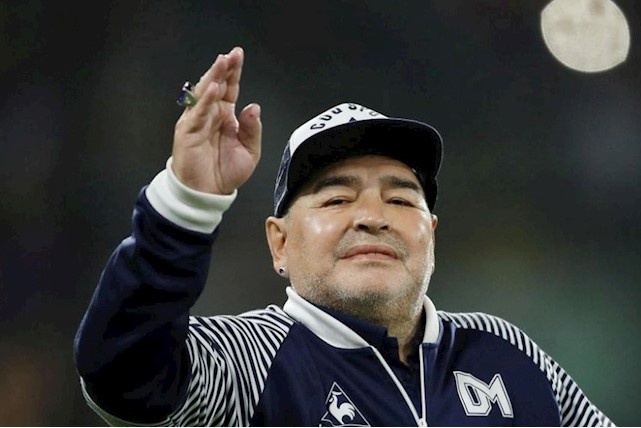 Xac dinh nguyen nhan khien Diego Maradona qua doi hinh anh