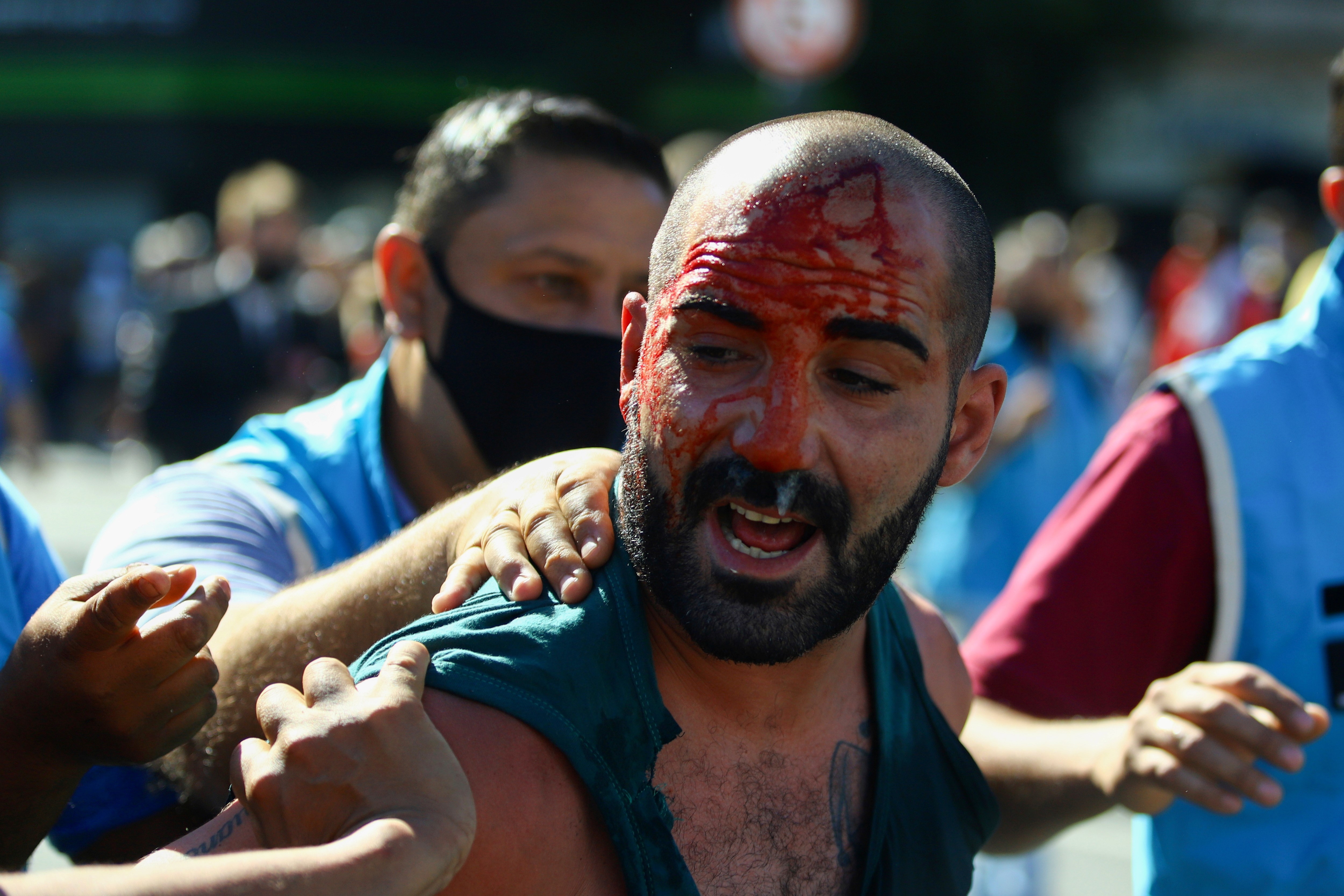 Le vieng Maradona ket thuc som de tranh hon loan hinh anh