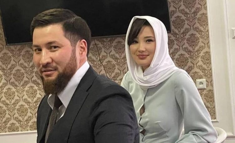 nu than bong chuyen ket hon anh 1