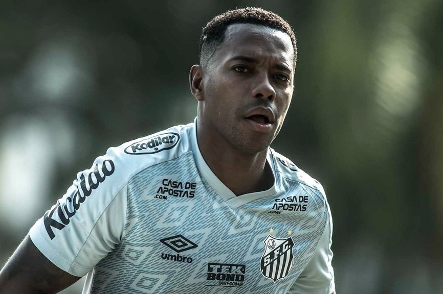 Robinho se khang cao ban an 9 nam tu hinh anh