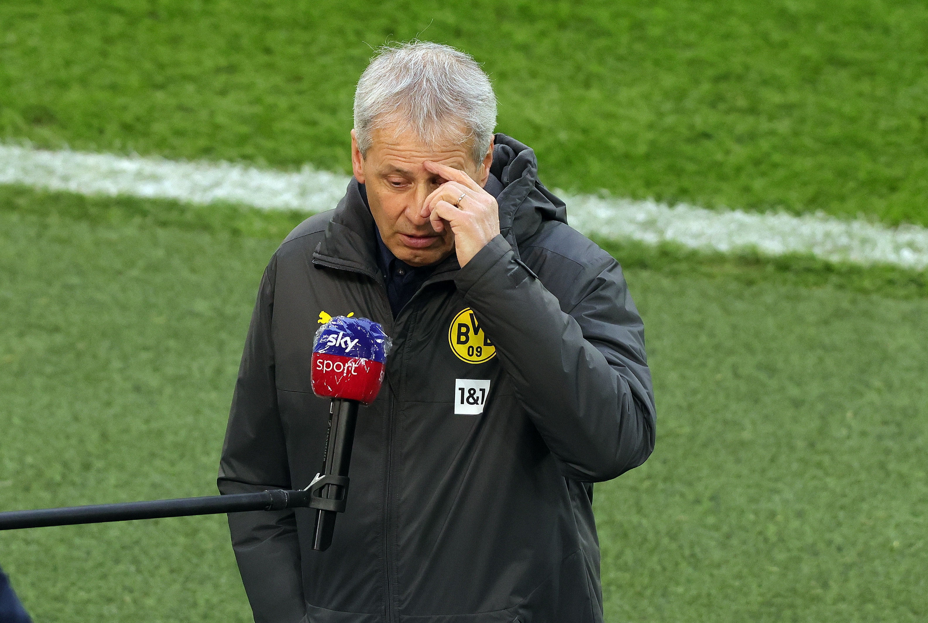 Dortmund sa thai HLV anh 1