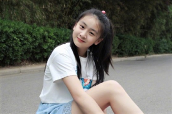 Con gai Yao Ming cao hon 1,7 m du moi 10 tuoi hinh anh