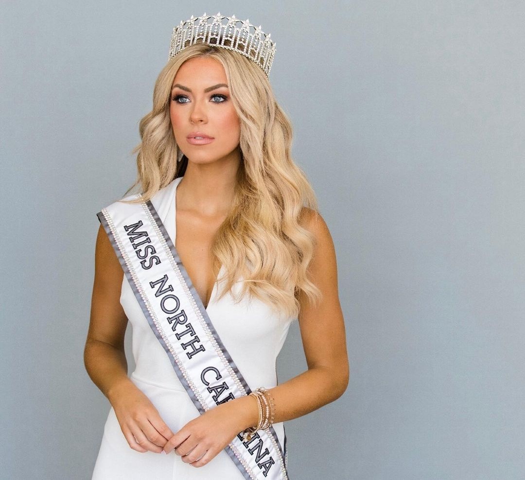 Jack Sock ket hon voi hoa hau My anh 7