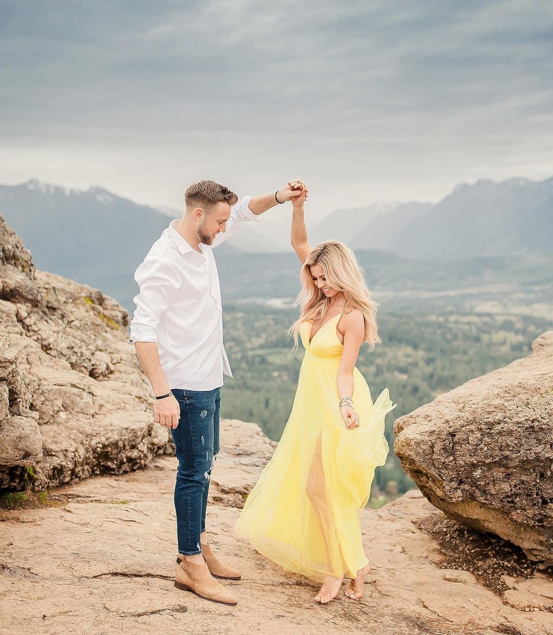 Jack Sock ket hon voi hoa hau My anh 4