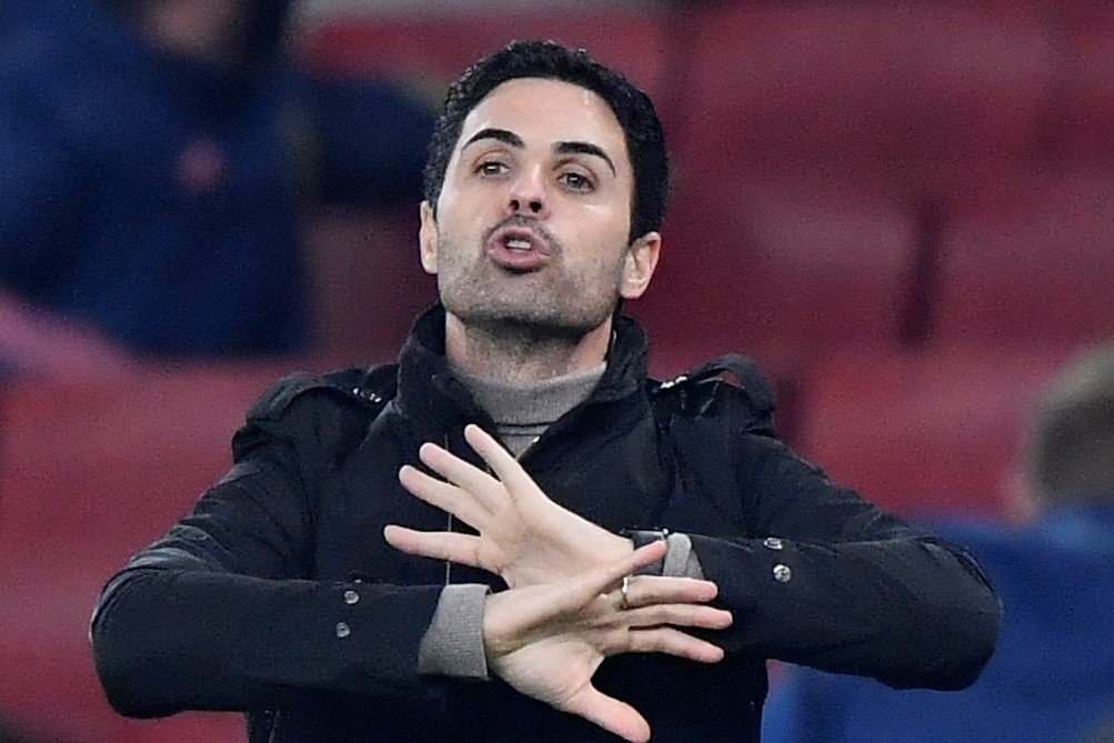 Arsenal thua 1-4 truoc Man City tai tu ket League Cup hinh anh