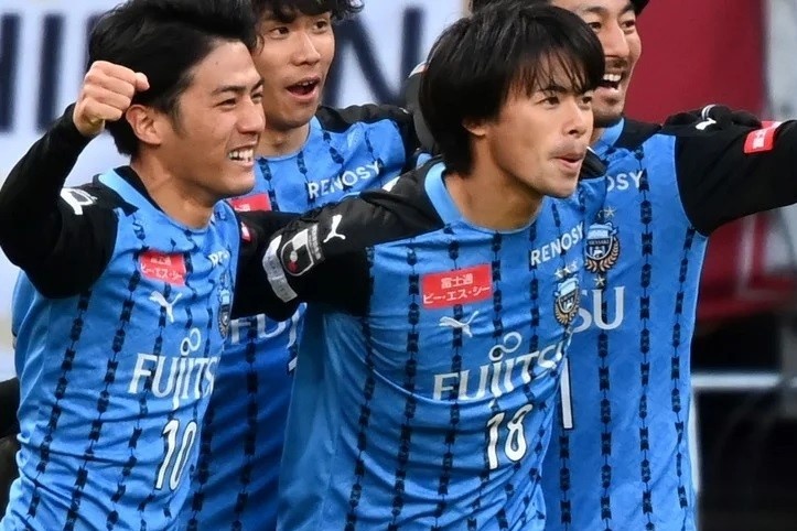 Ban thang dau tien trong nam 2021 giup doi bong vo dich hinh anh