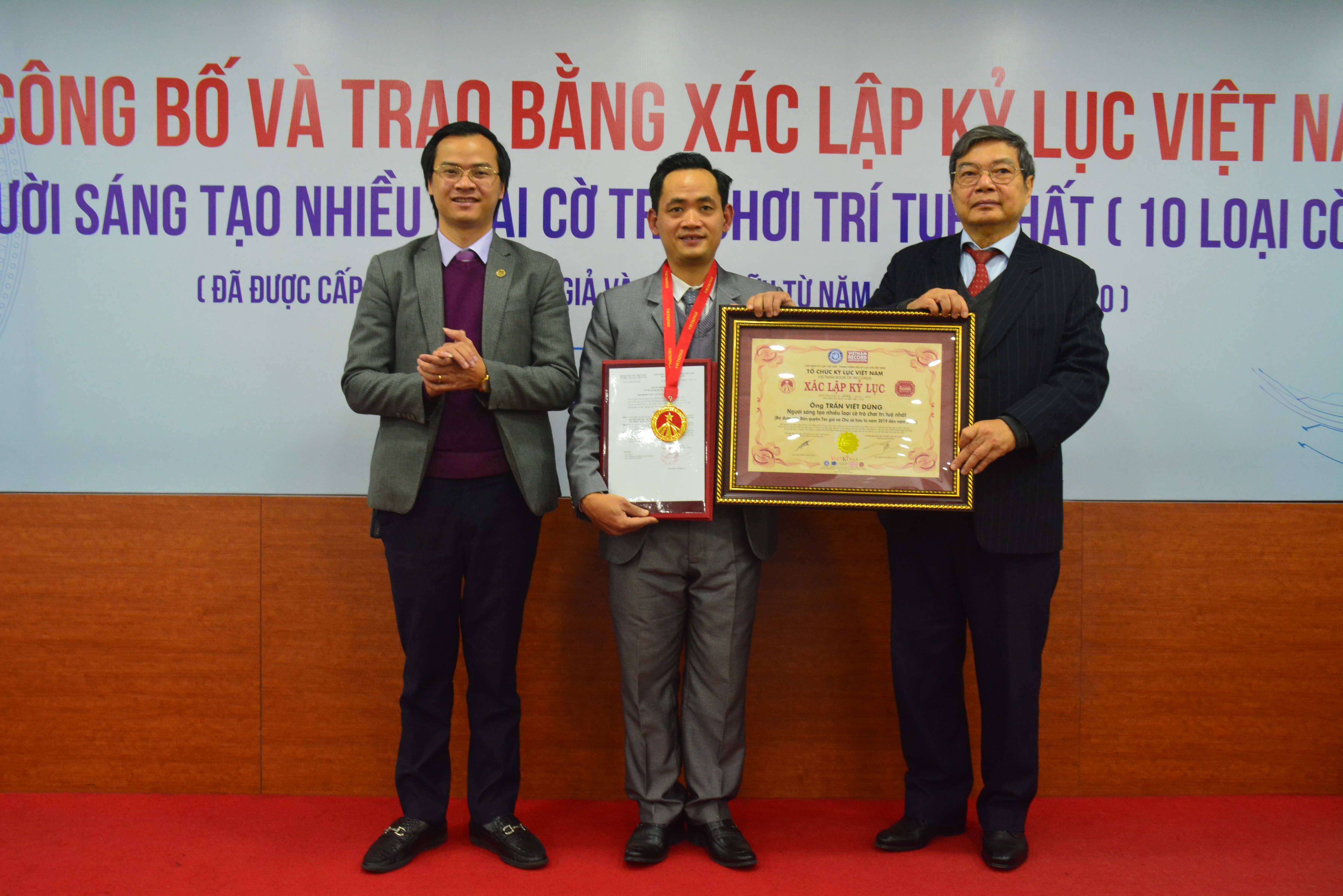 Ky luc co viet Nam anh 1