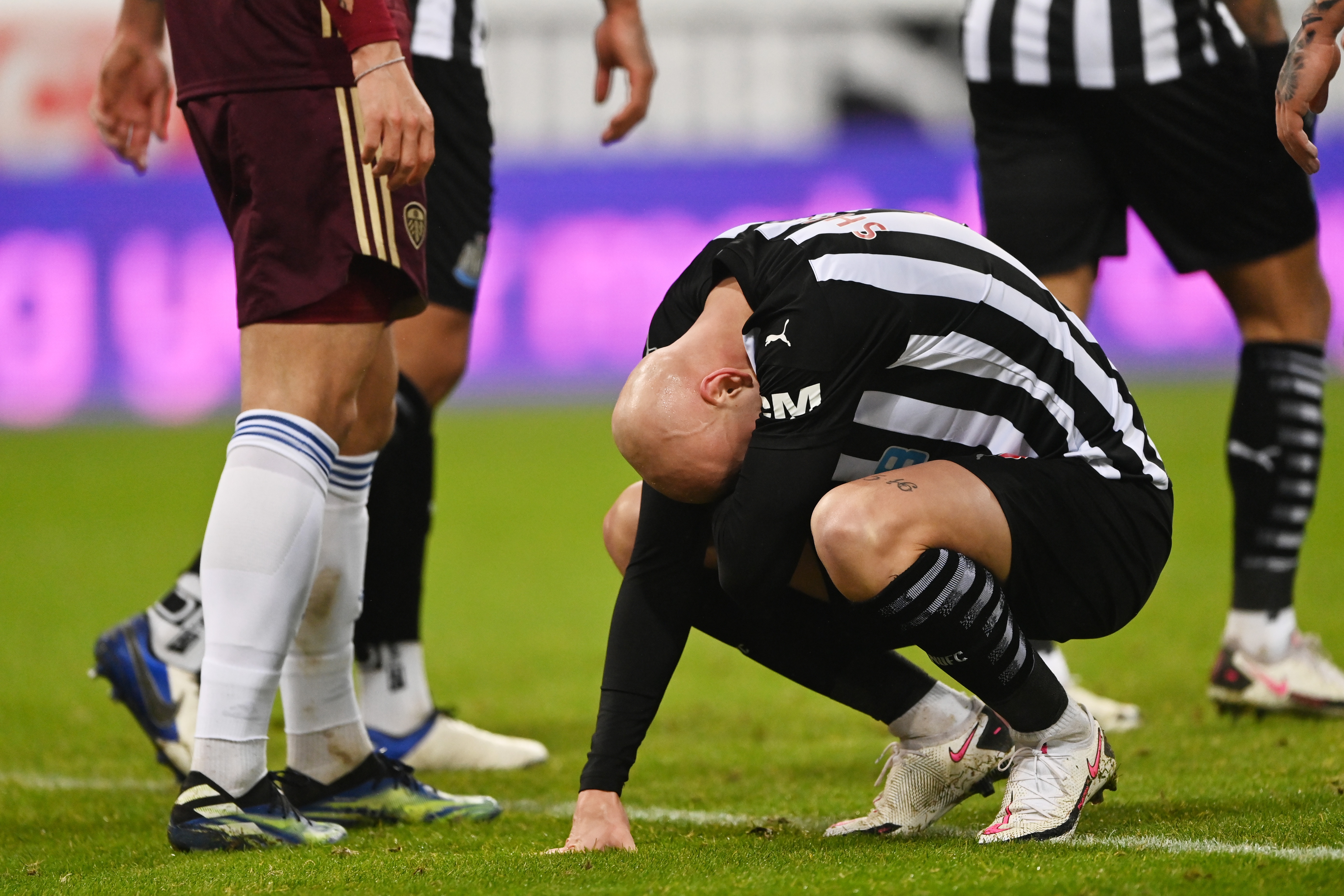 Leeds khien Newcastle lap ky luc buon hinh anh