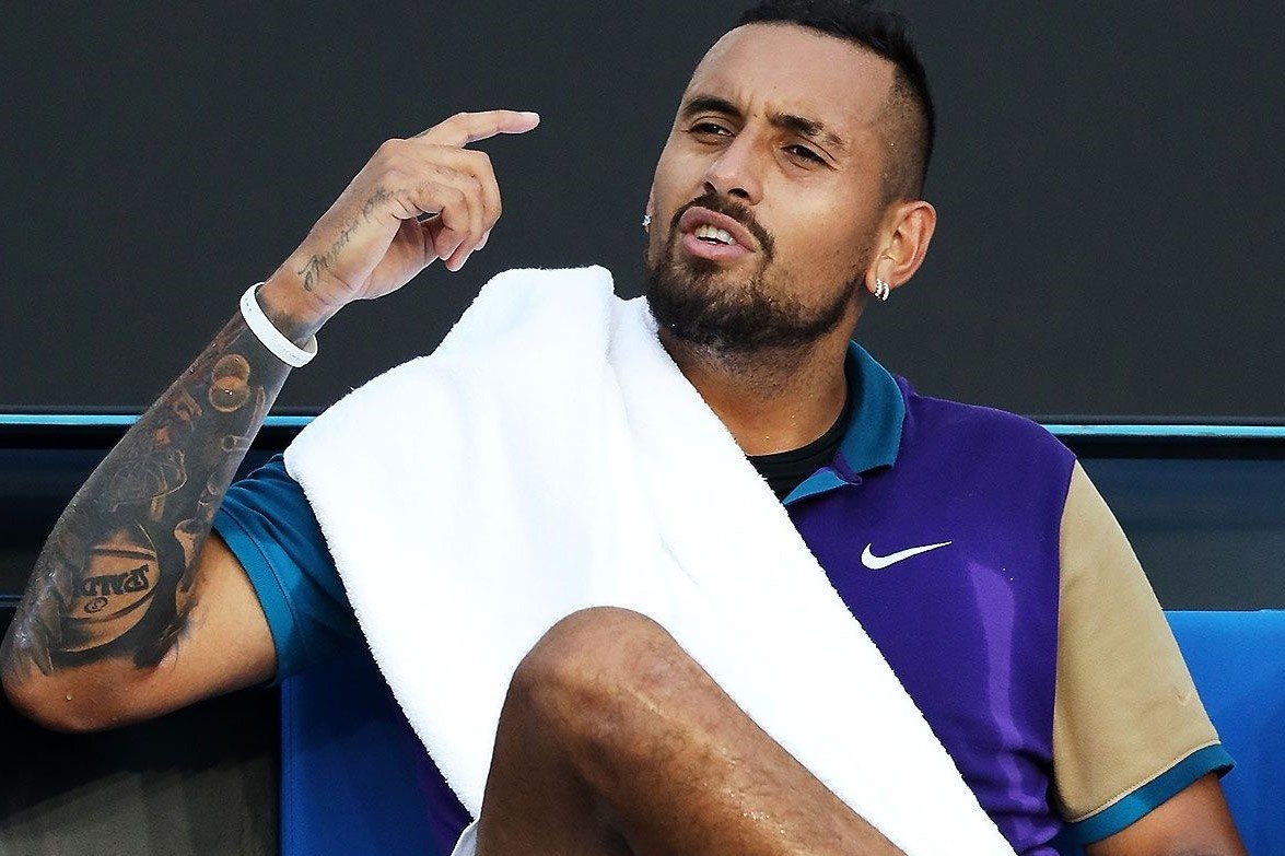 Kyrgios dung thi dau de phan doi quyet dinh trong tai hinh anh