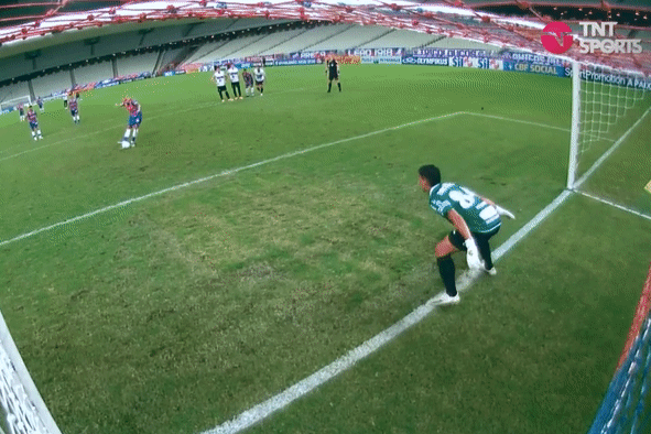 Thu mon bat dac di can penalty thanh cong hinh anh