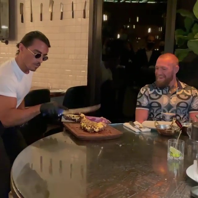 McGregor song xa hoa anh 1