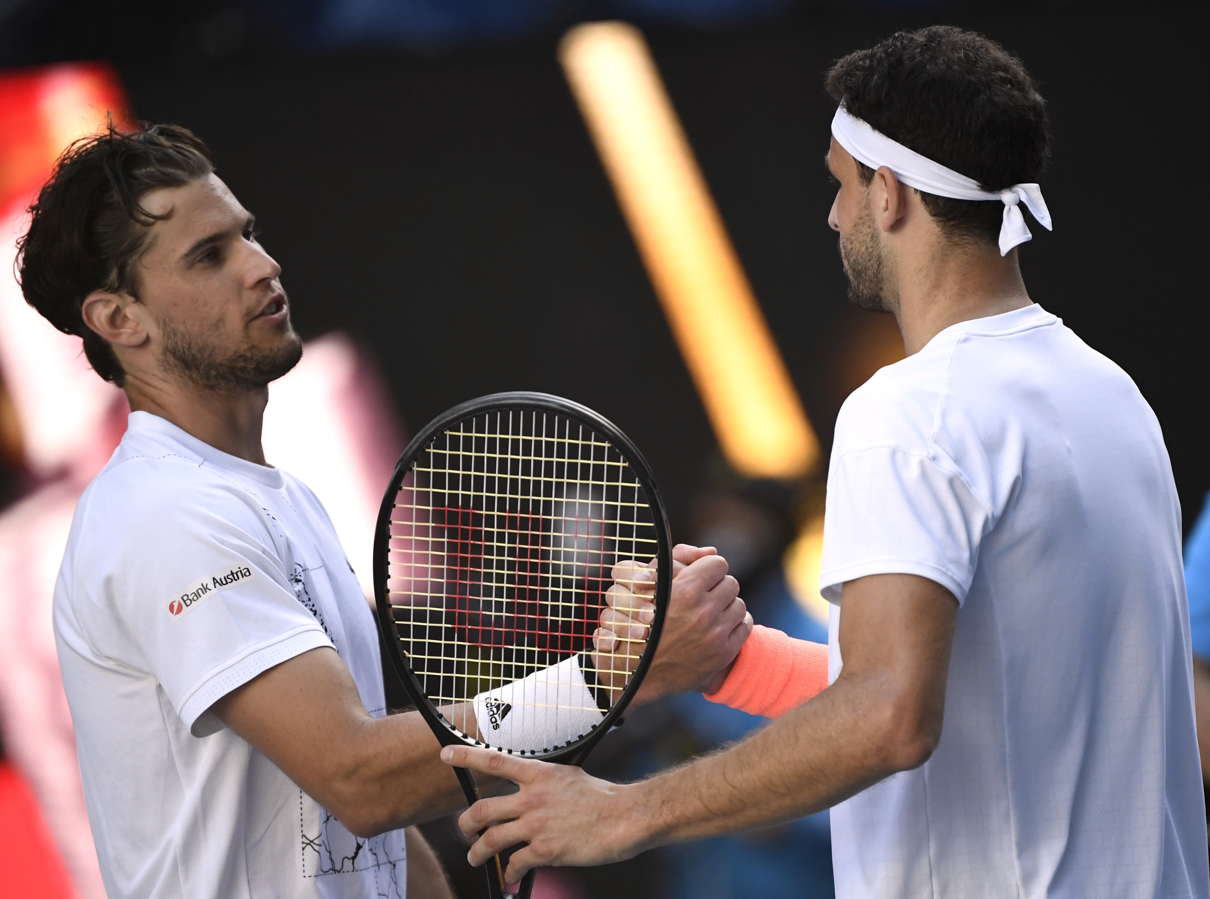 Dimitrov loai Thiem tai vong 4 Australian Open hinh anh