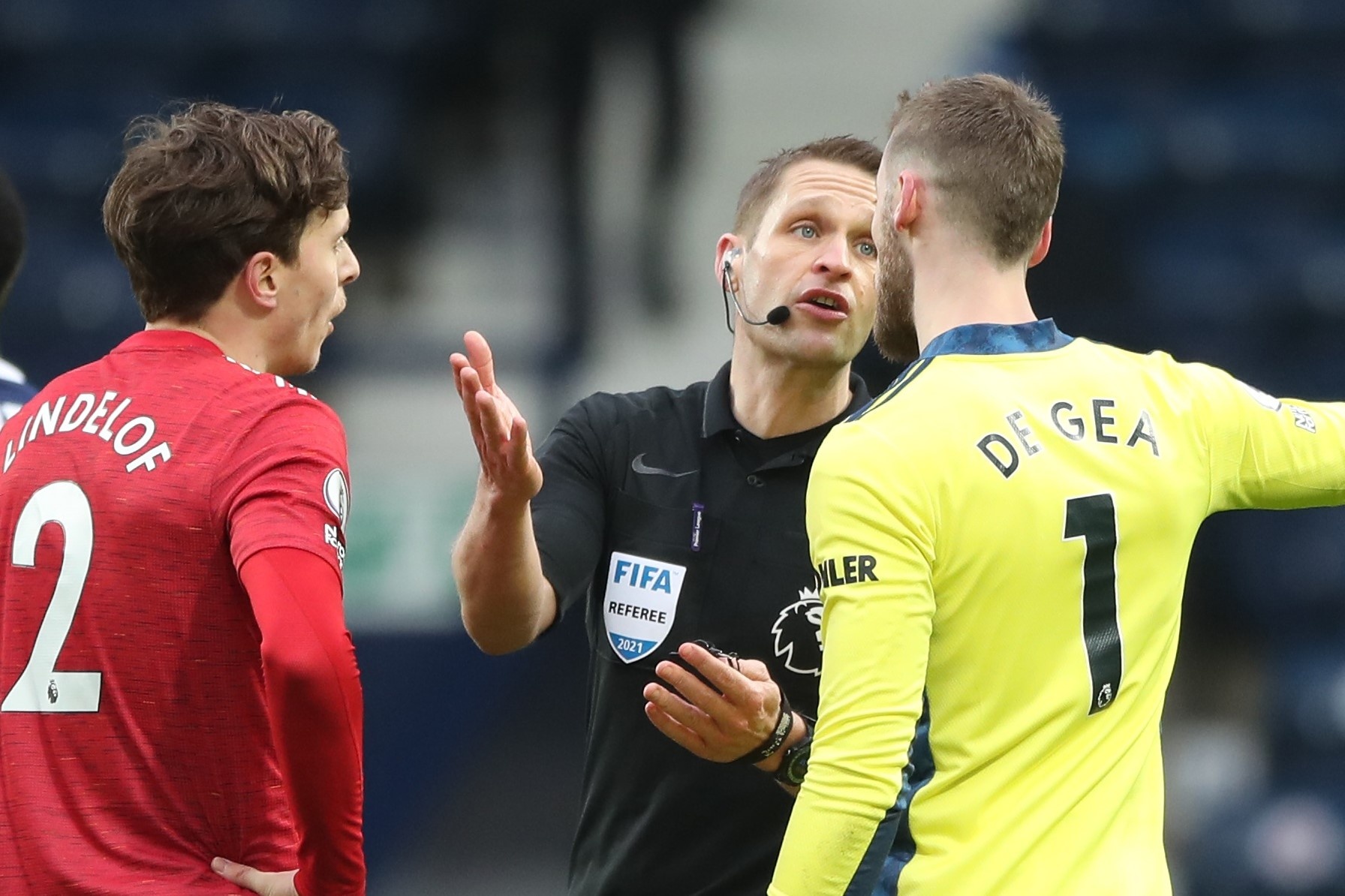 Trong tai thoi coi ket thuc khi MU phan cong hinh anh