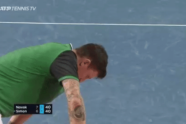 Tay vot chiu thua sau hon 20 lan danh bong hinh anh