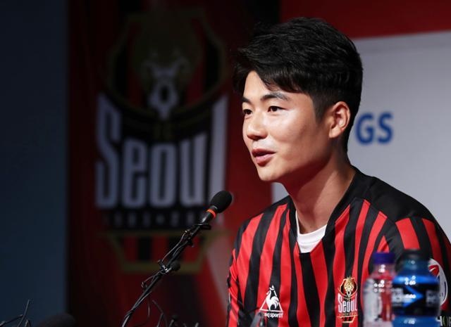 cau thu tan cong tinh duc anh 1