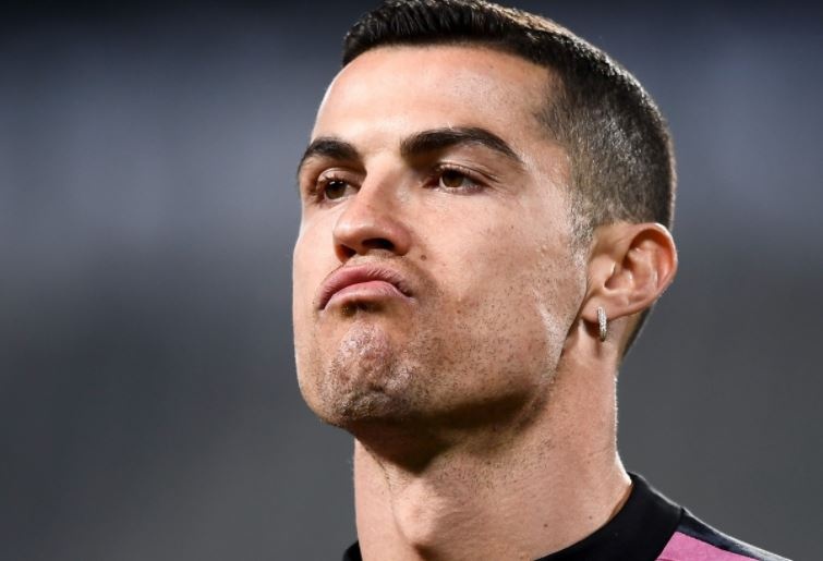 Gia tri cua Ronaldo thap nhat trong 13 nam hinh anh