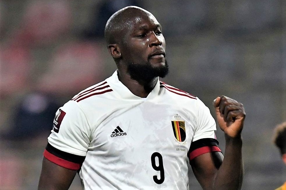 Lukaku giup Bi nguoc dong ha xu Wales hinh anh