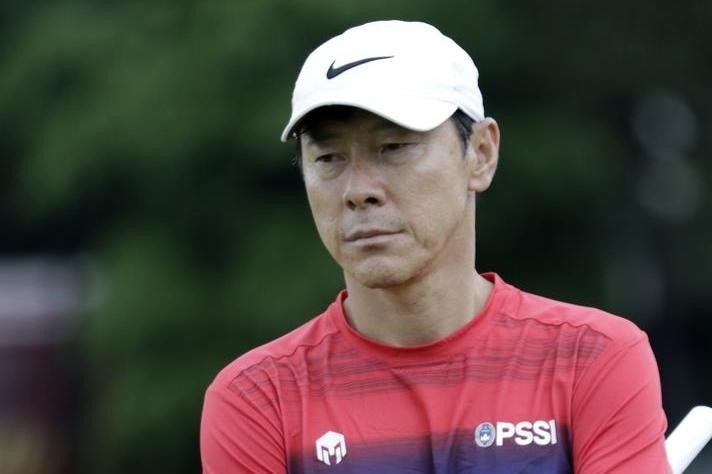 HLV tuyen Indonesia tro ve Han Quoc tri benh hinh anh