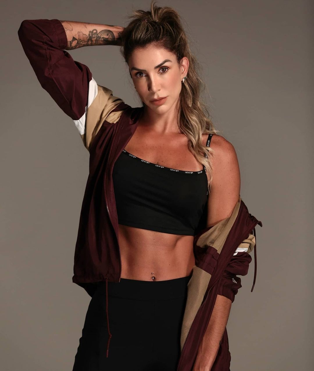 Thaisa bóng chuyền ảnh 7 Thaisa bong chuyen anh 7