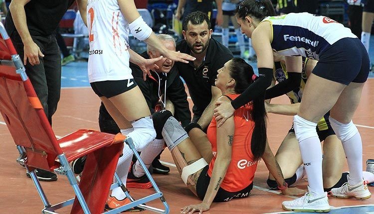 Thaisa bong chuyen anh 4