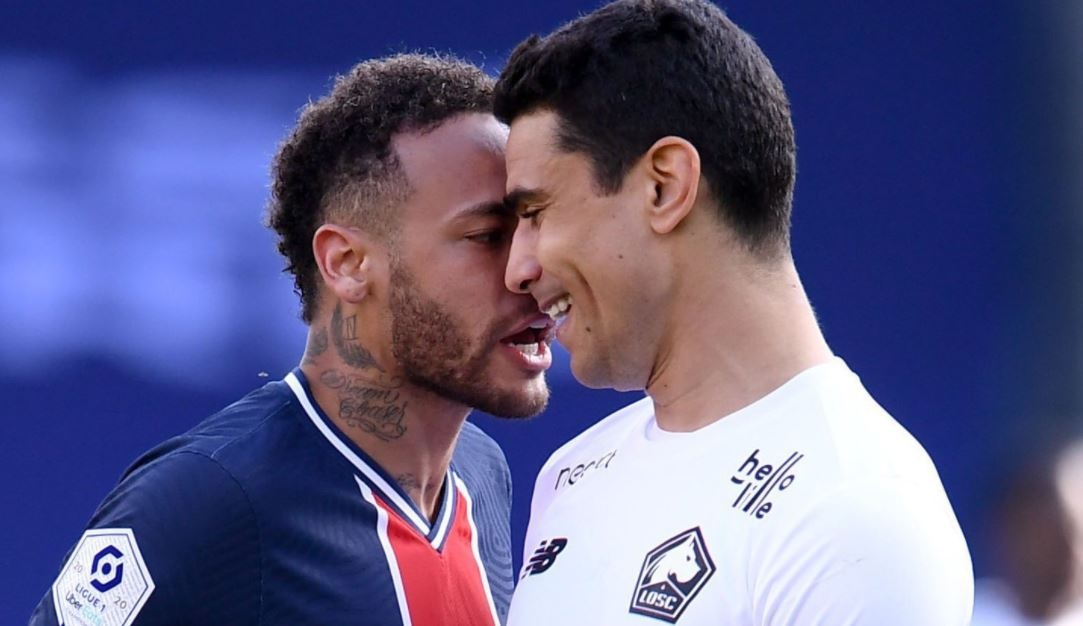 Neymar bi cam 2 tran hinh anh