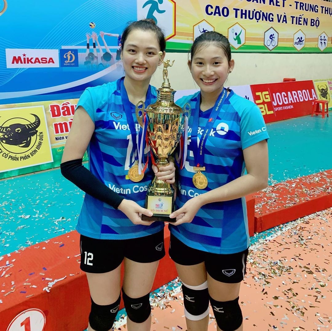 Hoa khoi bong chuyen Thu Huyen anh 6