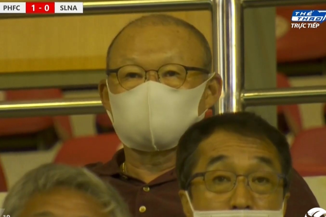CLB Pho Hien loai SLNA trong ngay thay Park du khan hinh anh