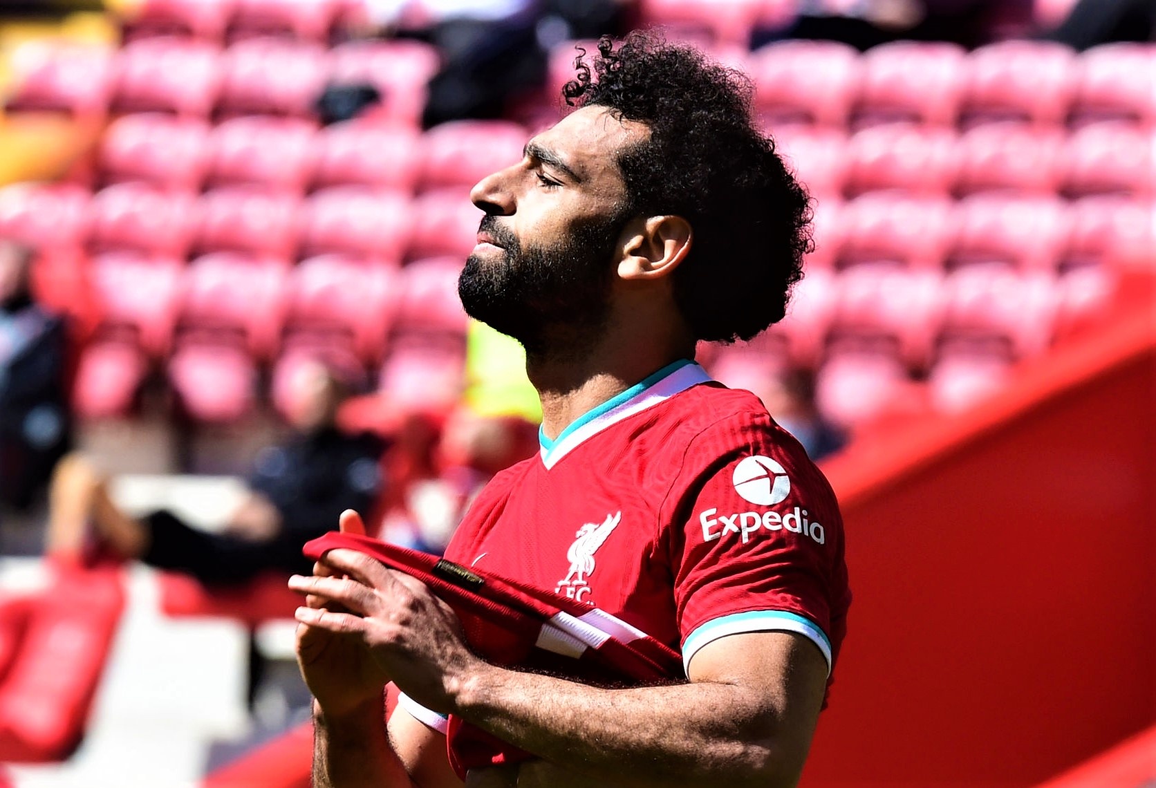 Liverpool roi chien thang phut 90+5 hinh anh