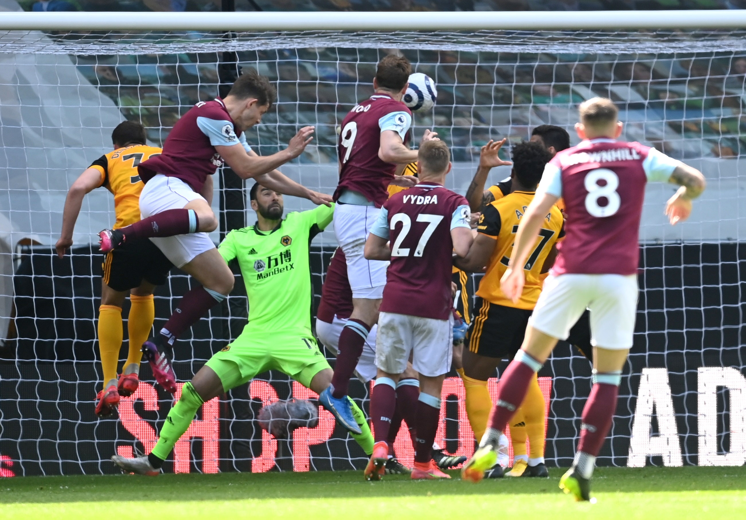 Chris Wood hat-trick anh 4