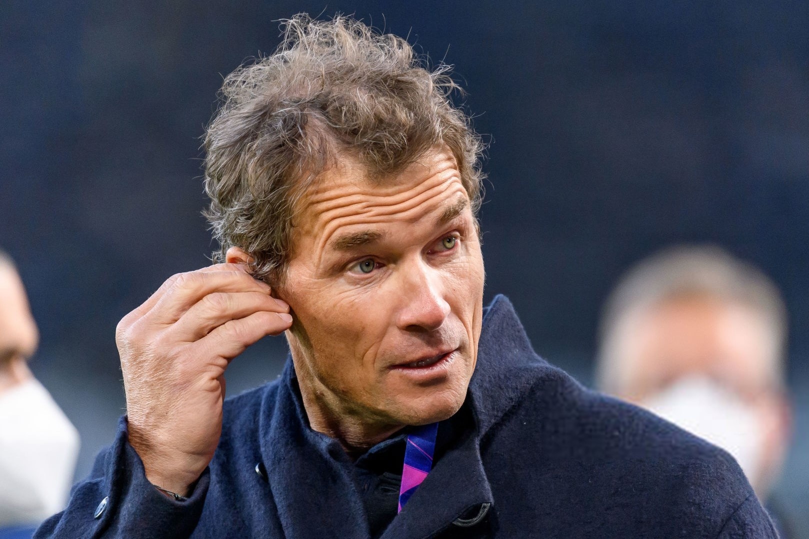 Cuu thu mon Arsenal bi sa thai vi phan biet chung toc hinh anh