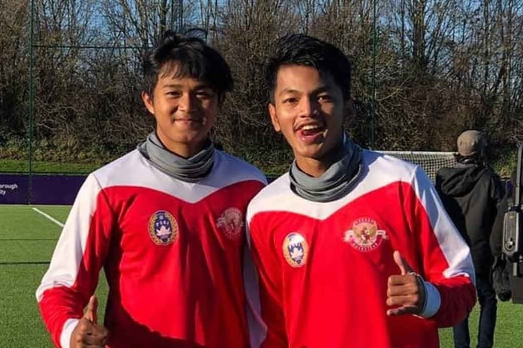 U18 Indonesia doi dau voi U17 Man City hinh anh