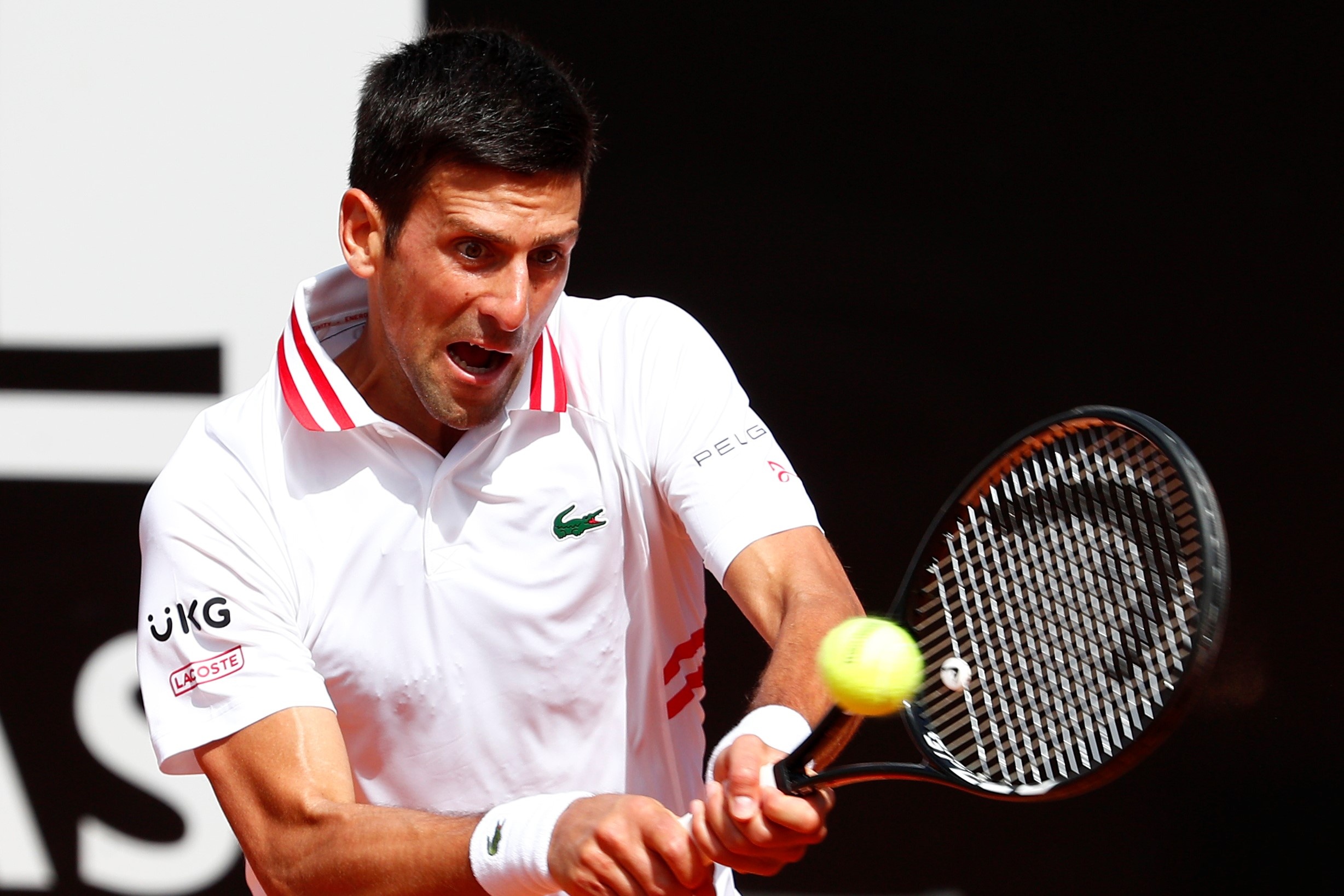 Djokovic thang 9 game lien tiep tai vong 3 Rome Masters hinh anh