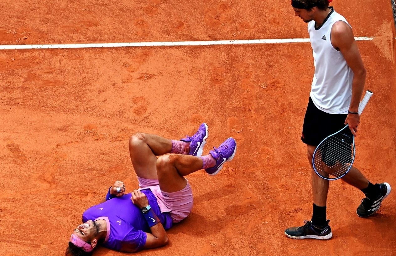 Nadal ha Zverev anh 1