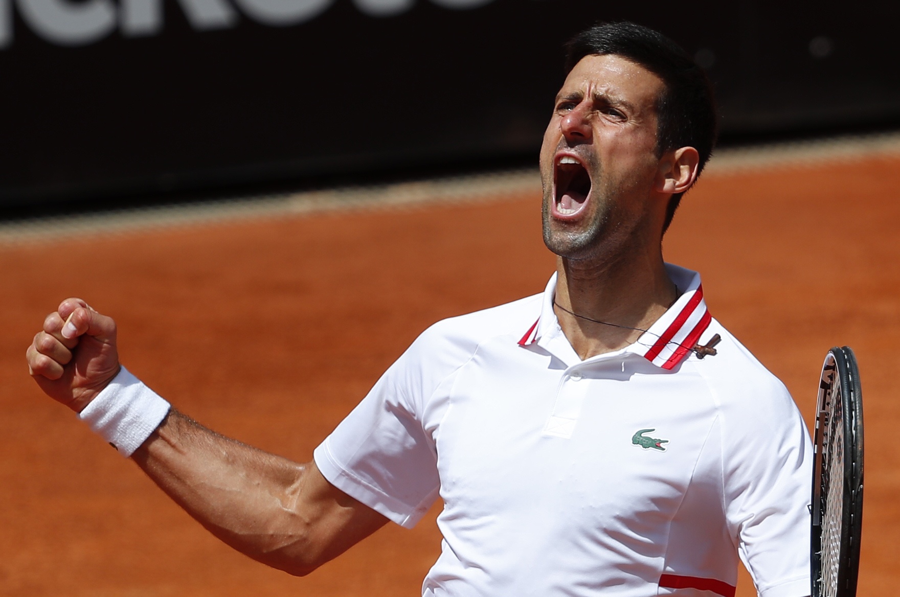 Djokovic vuot ai Tsitsipas hinh anh