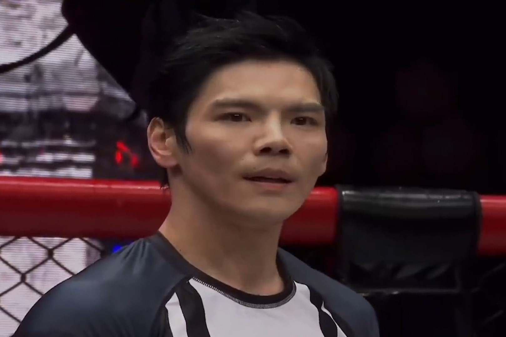 Hoc tro Nhat Long thua knock-out sao dien anh 36 tuoi hinh anh