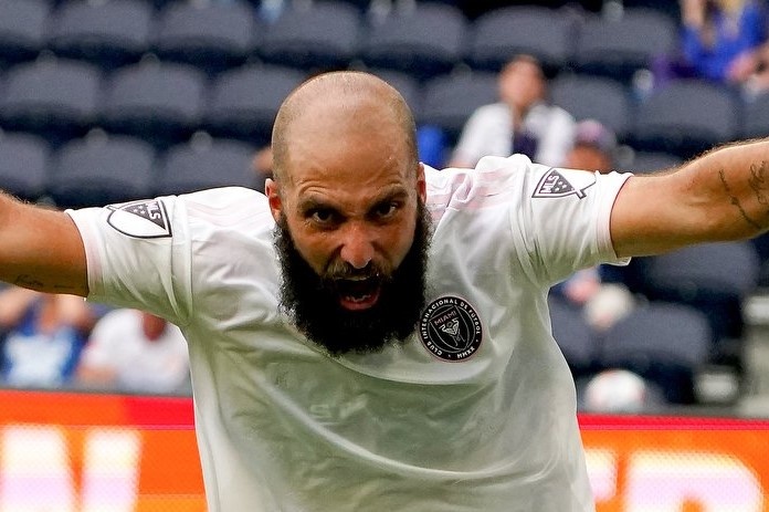 Higuain an dinh chien thang cho Inter Miami o phut 85 hinh anh